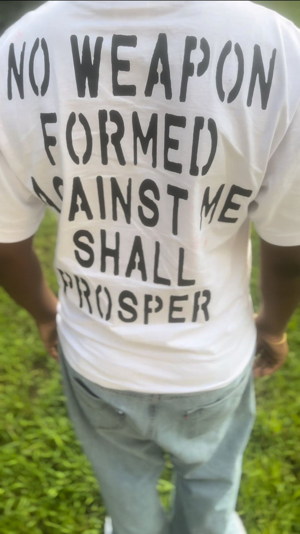 t-shirt daniel in the lions den with no weapons shall prosper